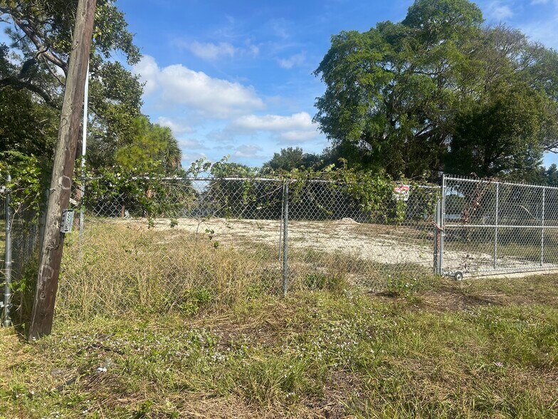 More Photos Of 2541 SW 36th St, Dania Beach Land For Sale
