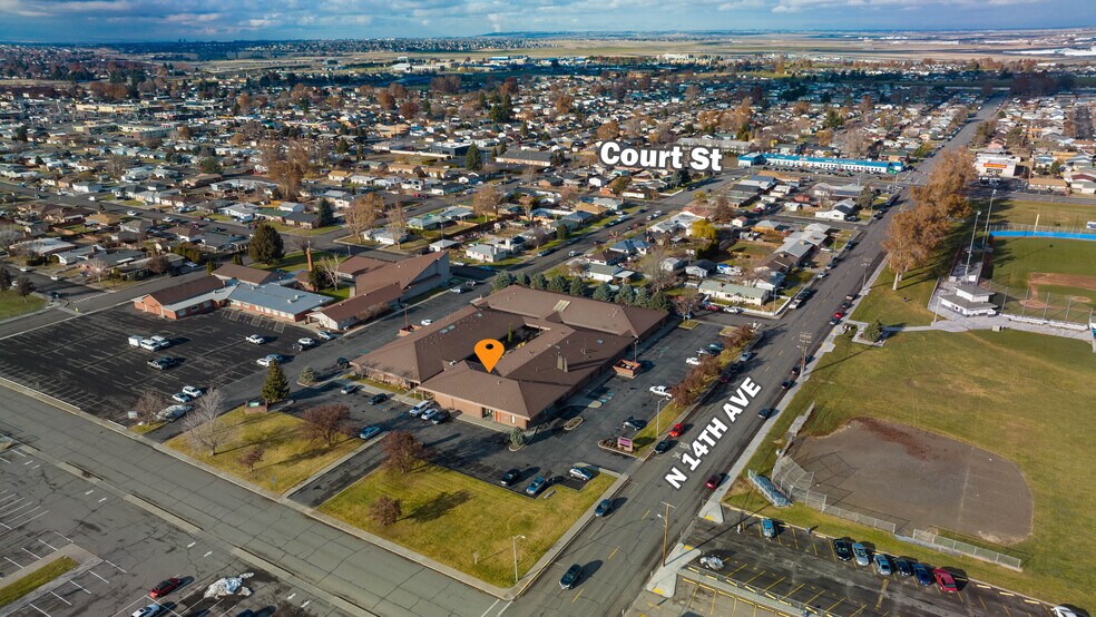 More Photos Of 1200 N 14th Ave, Pasco Medical For Sale