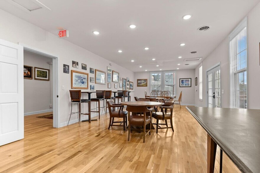 More Photos Of 509 W Main St, Fries Hotel For Sale