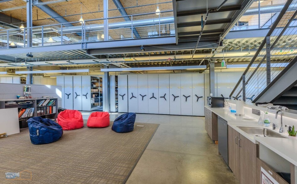 More Photos Of 101 S Taylor Ave, Louisville Warehouse For Lease
