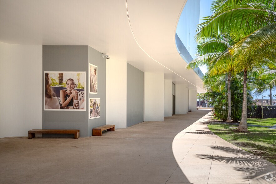 More Photos Of 1000 Auahi St, Honolulu Apartments For Lease