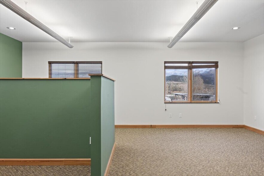 More Photos Of 653 N Cora St, Ridgway Office For Sale
