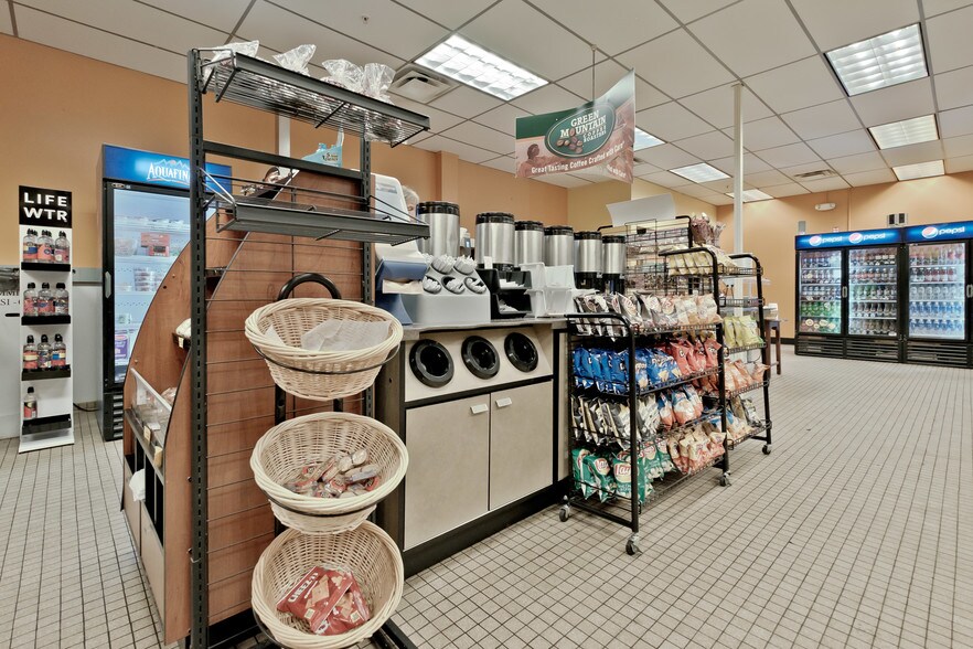 More Photos Of 45 Commerce Dr, Augusta Office For Lease