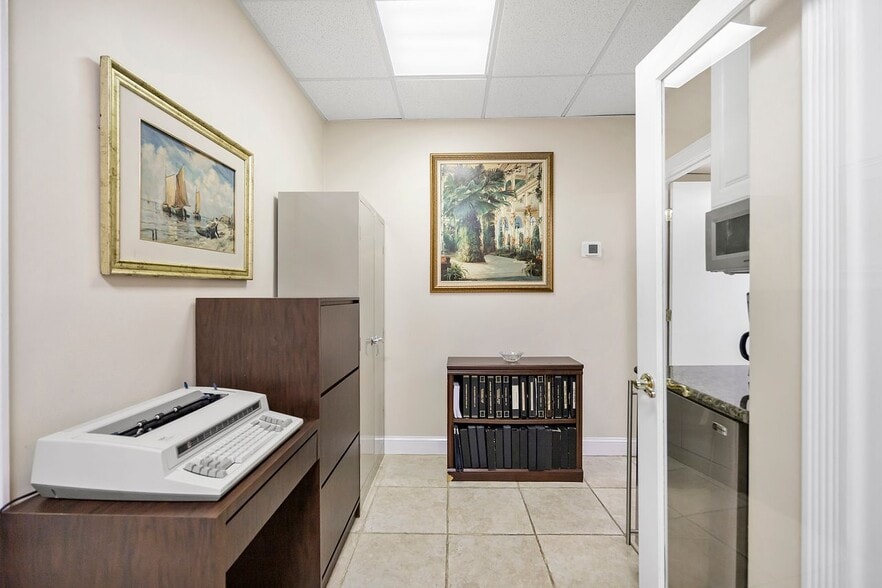 More Photos Of 12350 SW 132nd Ct, Miami Office For Sale