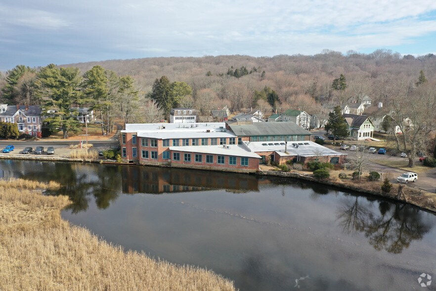 More Photos Of 11 Main St, Mystic Medical For Lease