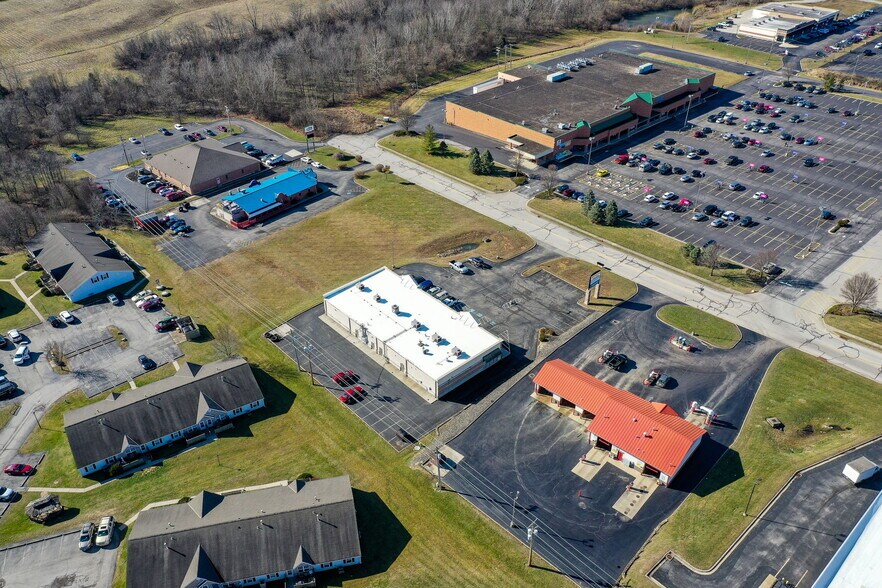 More Photos Of 120 Roberts Ln, Hillsboro Freestanding For Lease