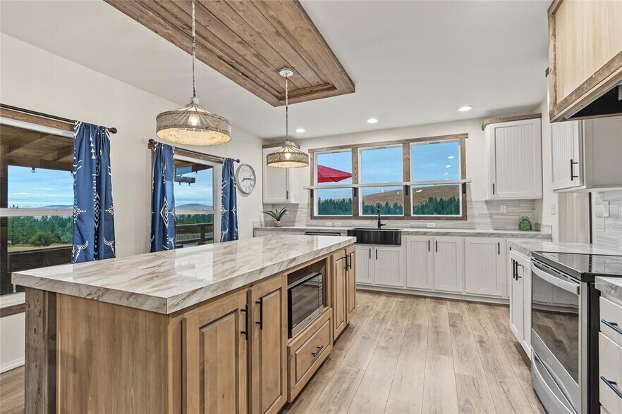 More Photos Of 7000 Browns Meadow Rd, Niarada Multifamily For Sale