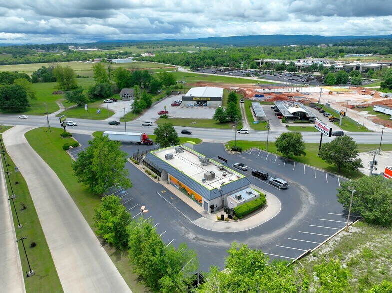 More Photos Of 1111 US-62, Harrison Fast Food For Lease
