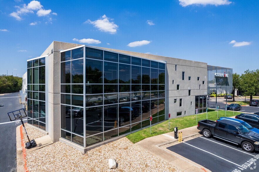 More Photos Of 3100 Alvin Devane Blvd, Austin Loft Creative Space For Sale