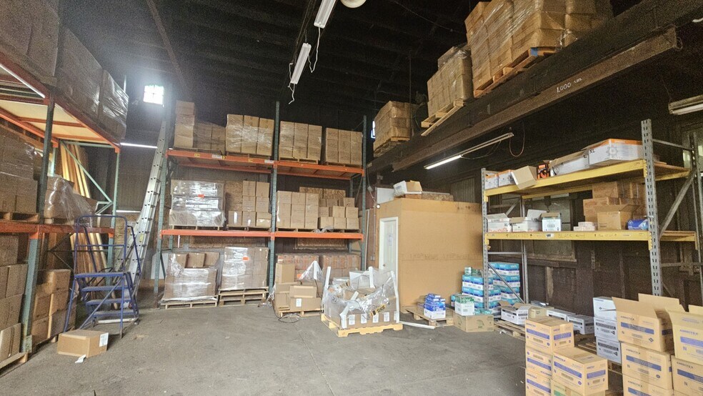More Photos Of 1975 S Market Blvd, Chehalis Warehouse For Sale