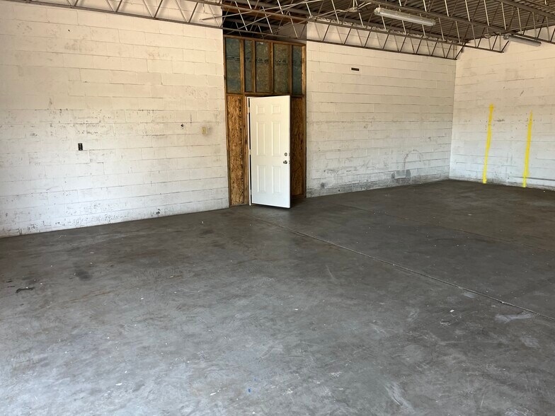 More Photos Of 660 David Ave, Danville Warehouse For Sale