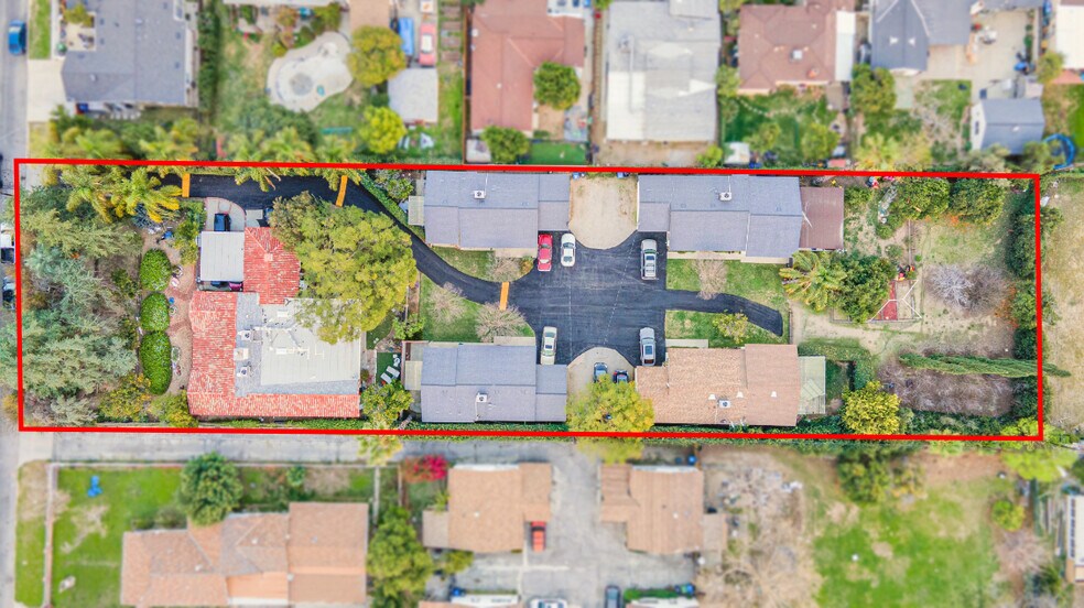 More Photos Of 17520 Kingsbury St, Granada Hills Apartments For Sale