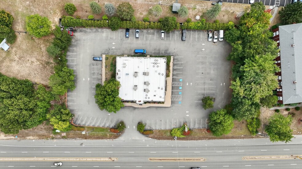 More Photos Of 560 S Main St, Andover General Retail For Sale