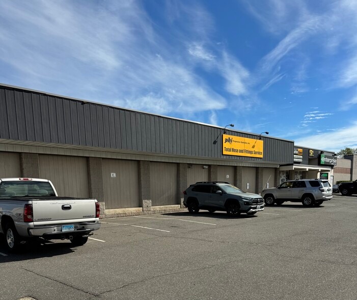 More Photos Of 590 Lordship Blvd, Stratford Warehouse For Sale