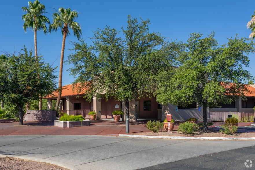 Primary Photo Of 2055 W Hospital Dr, Tucson Medical For Lease