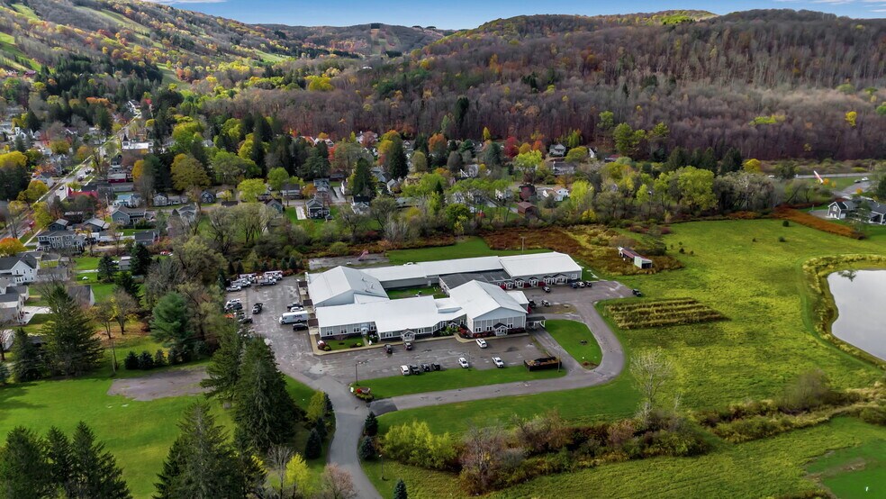 More Photos Of 2-85 Bristol Ln, Ellicottville General Retail For Lease