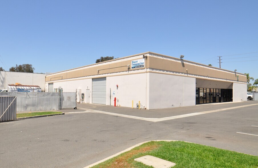 More Photos Of 1196 N Grove St, Anaheim Manufacturing For Lease