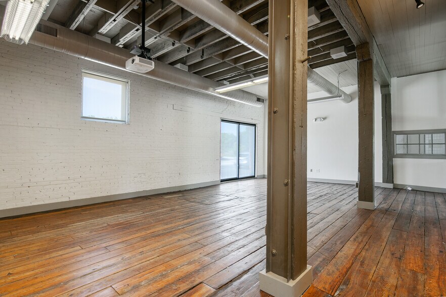 More Photos Of 159 Maxwell St, Fayetteville Office Residential For Sale