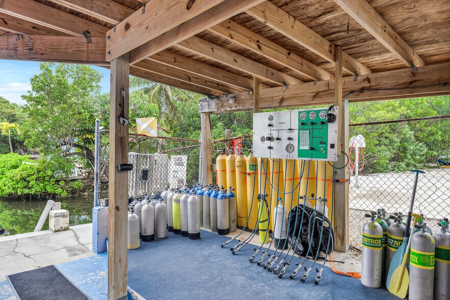 More Photos Of 27340 Overseas Hwy, Ramrod Key Hotel For Sale