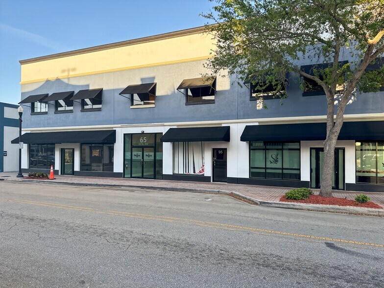 More Photos Of 65 3rd St NW, Winter Haven Coworking Space