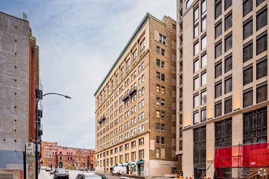 More Photos Of 1538 Rue Sherbrooke O, Montréal Medical For Lease