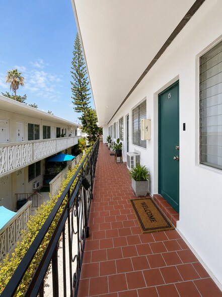 More Photos Of 934 Meridian Ave, Miami Beach Apartments For Sale