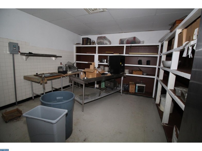 More Photos Of 638-640 Stokes Rd, Medford Restaurant For Sale