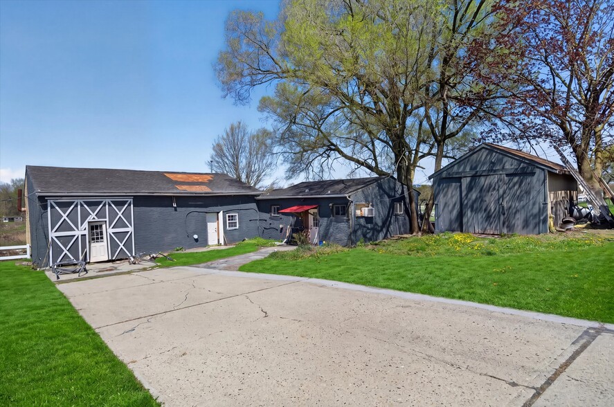 More Photos Of 261 Bullville Rd, Montgomery Horse Stables For Sale