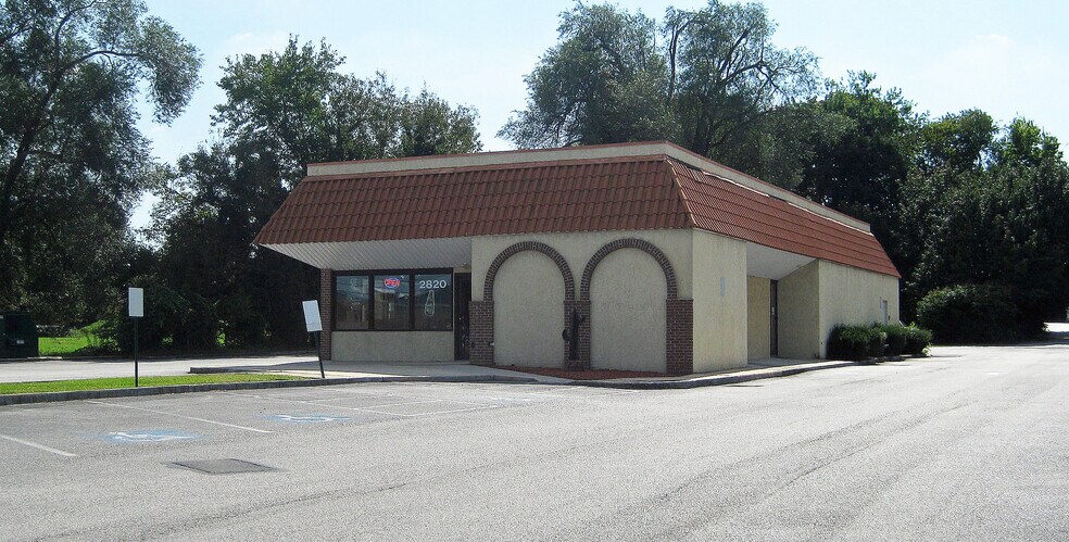More Photos Of 2818 E Market St, York Restaurant For Lease