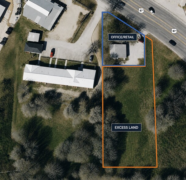 More Photos Of 13549 US Highway 87 W, La Vernia Loft Creative Space For Lease