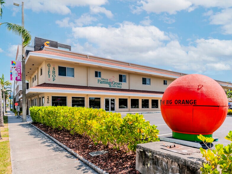 More Photos Of 236 N Federal Hwy, Dania Beach Unknown For Lease