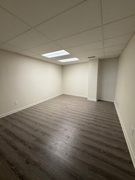 More Photos Of 44-50 Lewis Ave, Jersey City Light Manufacturing For Lease