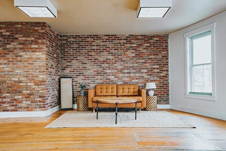 More Photos Of 4914 Rainier Ave S, Seattle Storefront Retail Residential For Lease