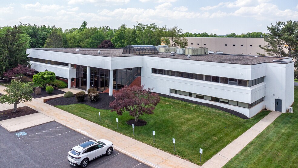 More Photos Of 1900 AM Dr, Quakertown Medical For Lease