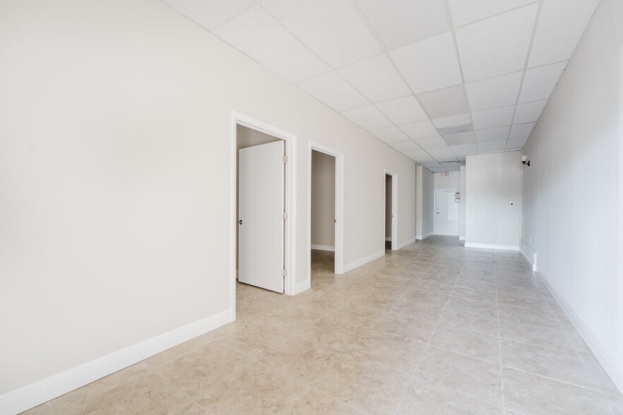 More Photos Of 159-199 W Hillsboro Blvd, Deerfield Beach Unknown For Lease