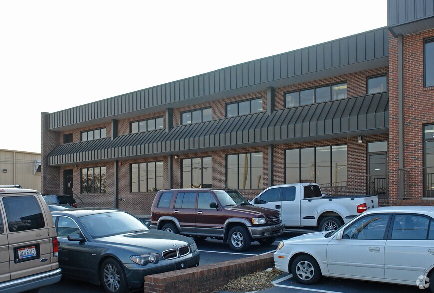 More Photos Of 2627 Grandview Ave, Nashville Warehouse For Lease