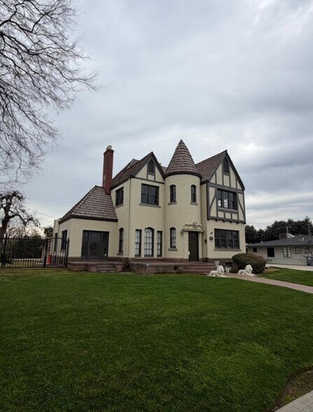 More Photos Of 1520 E Olive Ave, Fresno Office For Lease