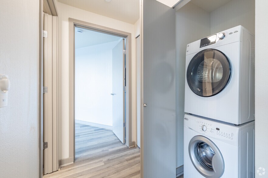 More Photos Of 1101 E Union St, Seattle Apartments For Lease