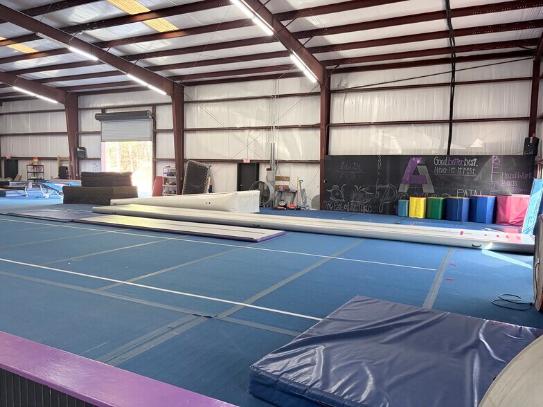 More Photos Of 65 Kelli Clark Ct SE, Cartersville Warehouse For Sale