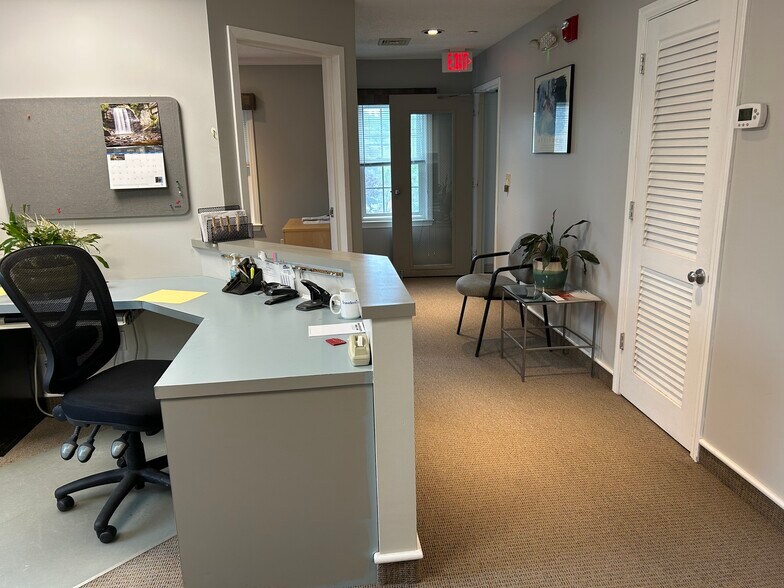 More Photos Of 475 School St, Marshfield Medical For Sale