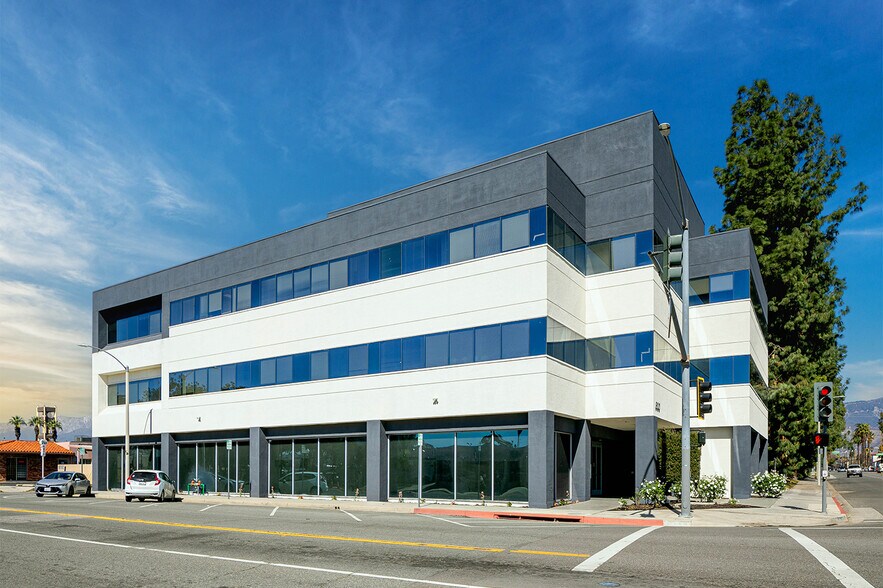 More Photos Of 600 N Arrowhead Ave, San Bernardino Office For Sale