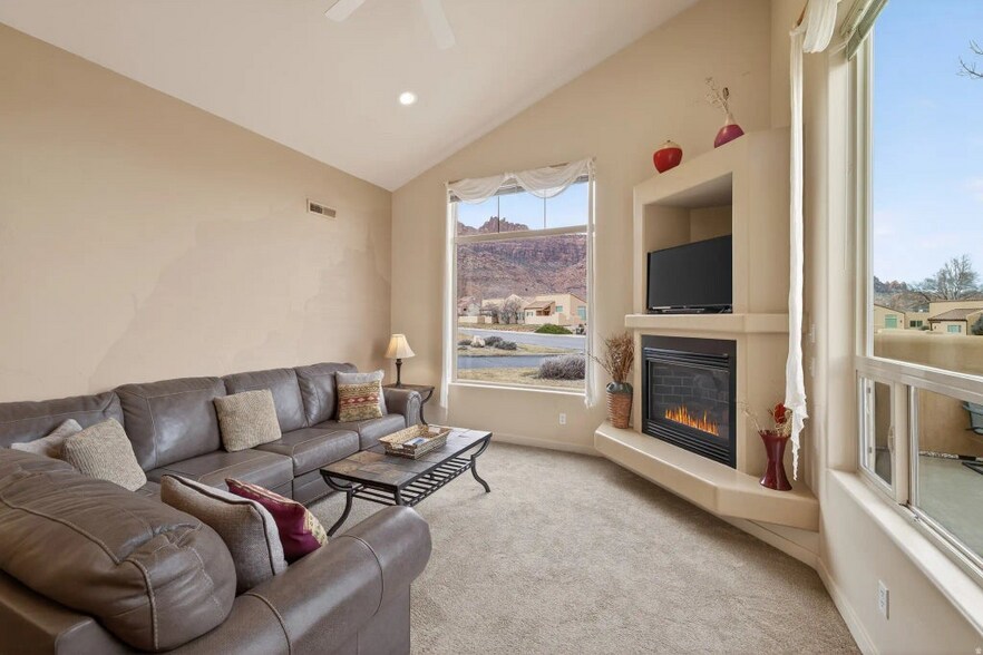 More Photos Of 3686 Spanish Valley Dr, Moab Specialty For Sale