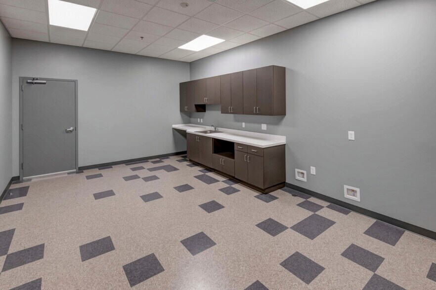 More Photos Of 4300 Hunter Rd, Atlanta Distribution For Lease