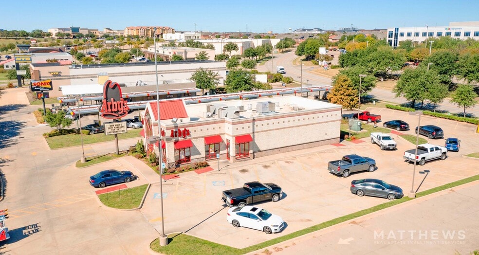 More Photos Of 1730 Market Place Blvd, Irving Fast Food For Lease