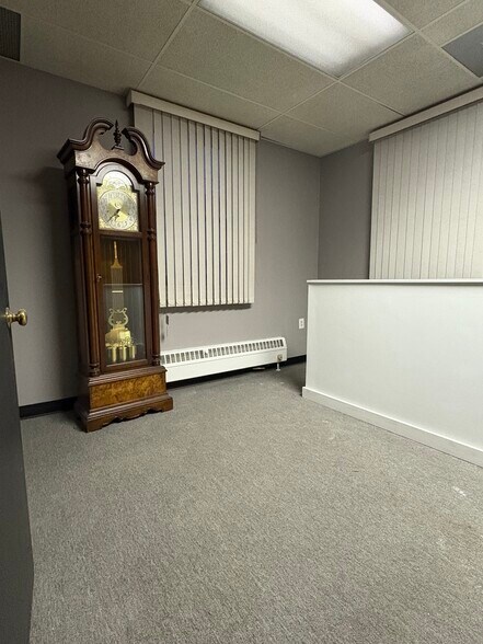 More Photos Of 141 Main St, South River Office For Sale