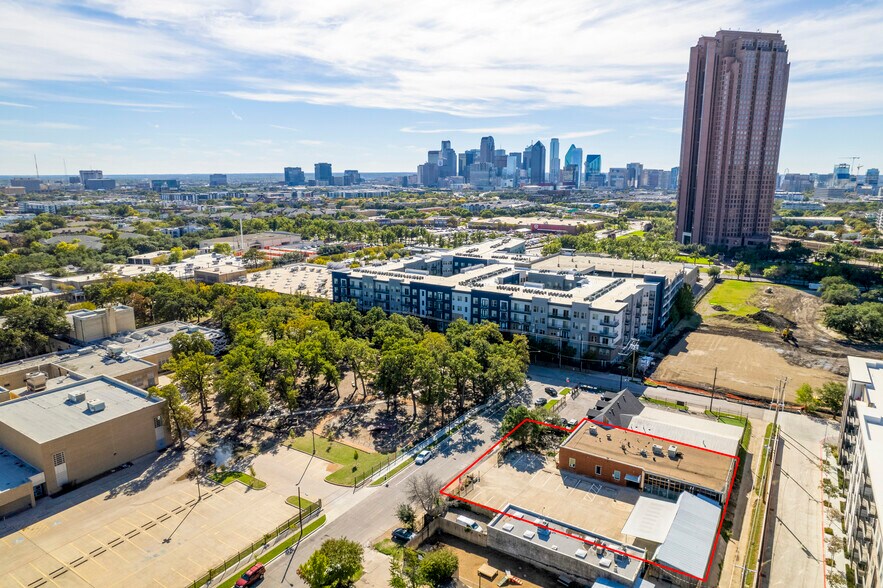 More Photos Of 4311 Belmont Ave, Dallas Storefront Retail Residential For Lease