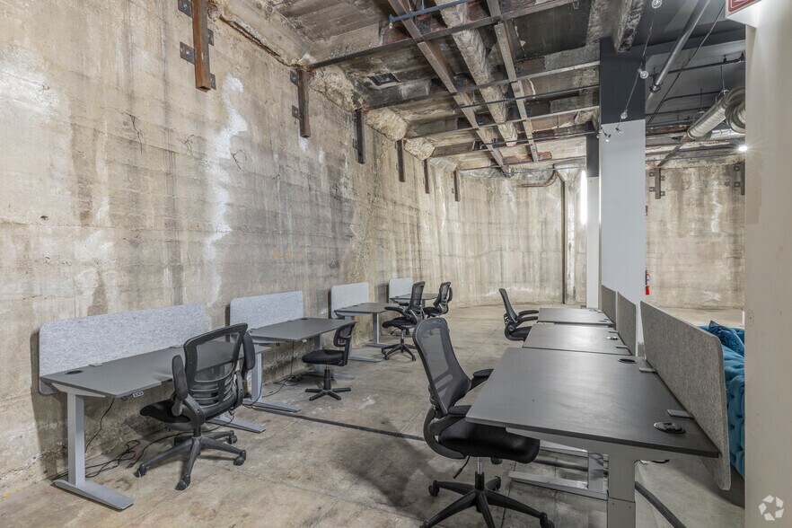 More Photos Of 392 11th St, Oakland Apartments For Sale