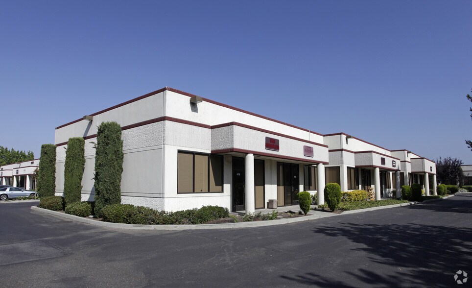 More Photos Of 46560 Fremont Blvd, Fremont Warehouse For Sale