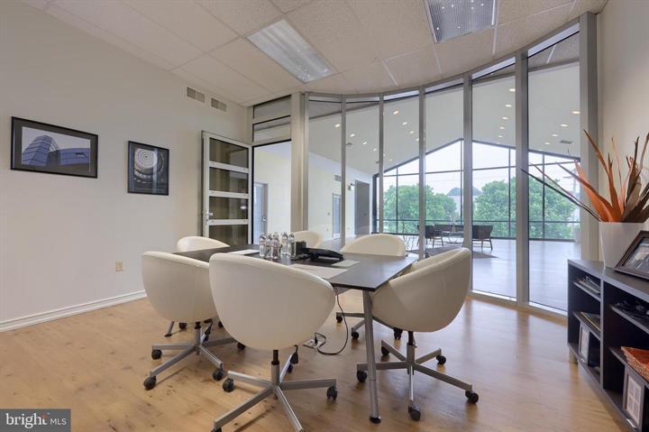 More Photos Of 206 W Kendig Rd, Willow Street Warehouse For Sale
