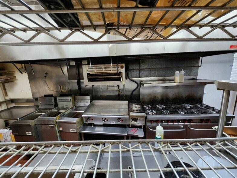 More Photos Of 234 Western Ave, Albany Restaurant For Sale